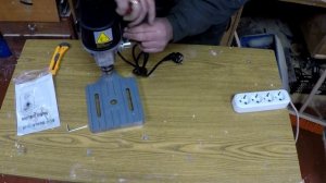 Настольный Сверлильный станок из Китая. Обзор сверлилки