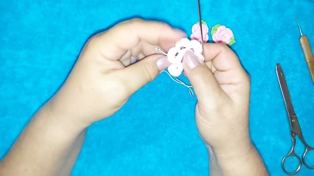 Мастер класс по вязанию крючком розочек для декора/Вяжем с Верочкой Татариновой смотреть онлайн