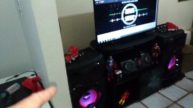 Central aberta do LG CM9750 e limpeza. смотреть онлайн