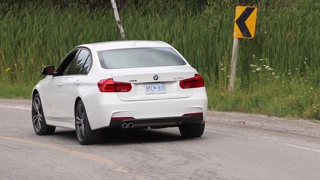 Car Comparison | Alfa Romeo Giulia vs BMW 330ix | Driving ca смотреть онлайн