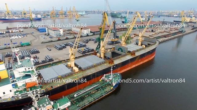 The big port St.-Petersburg, aerial view смотреть онлайн