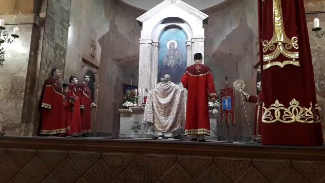 Տեր Անուշավան։ Սուրբ Պատարագ առաջնորդանիստ Սուրբ Սարգիս եկեղեվում։ Ter Anushavan. Surb Patarag Qaro смотреть онлайн