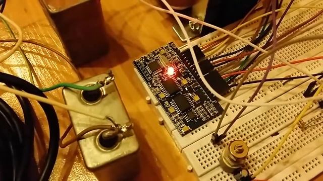 Инвертор 12 220 Чистый синус EGS002