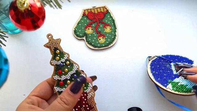 43. Мои новогодние игрушки. Вышивка бисером на дереве смотреть онлайн