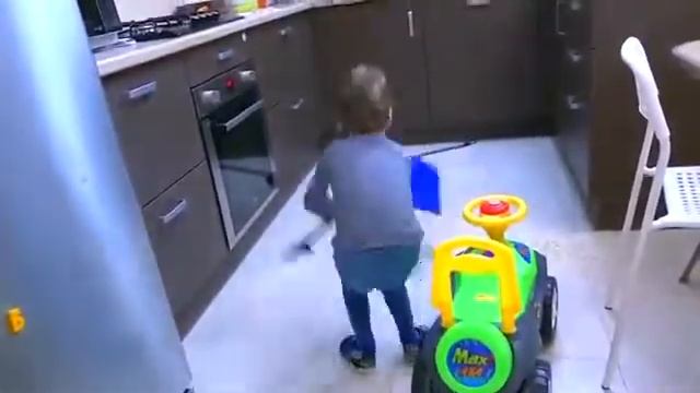 Опоздали на ПОЕЗД??? Что случилось с сумкой? - С богданом #8 смотреть онлайн