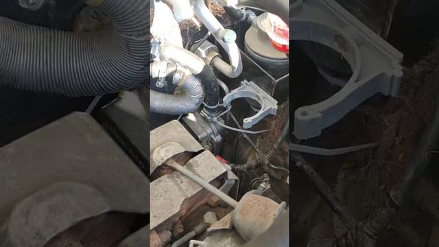 Масло уловитель на Terrano Regulus qd32eti смотреть онлайн