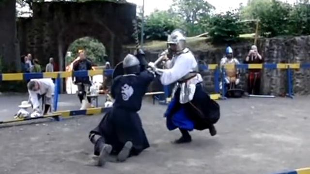 Nibelungen War XIII Gottfried vs Aelric смотреть онлайн