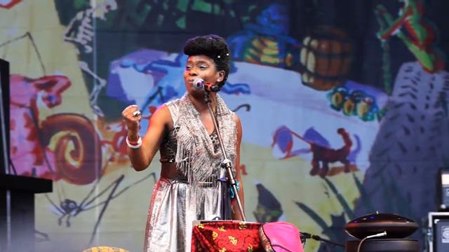 Iyeoka - Simply Falling