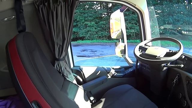 Обзор салона VOLVO FH 500 Еuro 6. смотреть онлайн