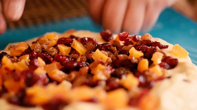 ПАСХАЛЬНЫЙ КУЛИЧ. ПРОСТОЙ И ЛЕГКИЙ РЕЦЕПТ. РЕЦЕПТ КУЛИЧА С ТВОРОГОМ. РЕЦЕПТ ПАСКИ смотреть онлайн