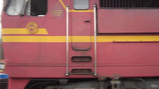 ТЭП70-523 с пригородным поездом Екатеринбург-Егоршино смотреть онлайн