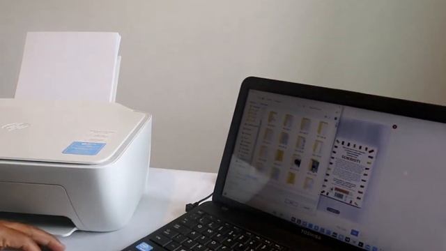 How To Scan Your Document From HP DESKJET 2710 Printer To Computer смотреть онлайн