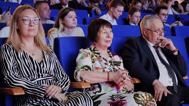 Вручение красных дипломов (05.07.2024) смотреть онлайн