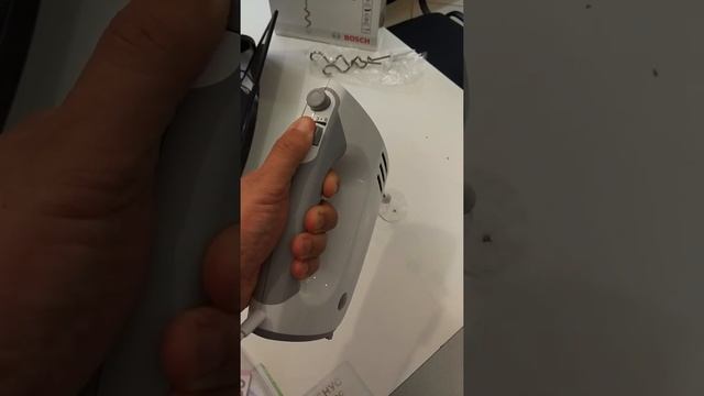 Noise, when mixer Bosch MFQ36400 is working смотреть онлайн