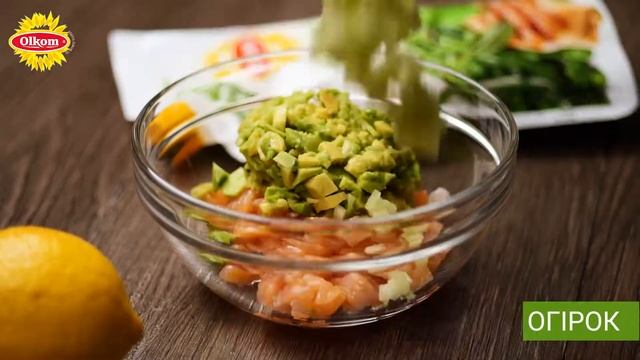 Тартар з лососем і авокадо / Тартар с лососем и авокадо / Salmon and avocado tartare смотреть онлайн
