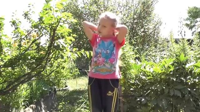 Дети читают стихи. Корней Чуковский "Мойдодыр" Читает Анютик 8 лет смотреть онлайн