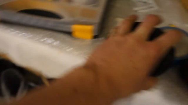 #7 Verhuisvlog klussen aan de voordeur en berging - LEEUWANTEN смотреть онлайн