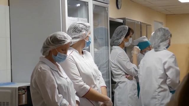 ЛИЦЕЙСКАЯ СТОЛОВАЯ - ПОЧЕМУ ТАМ ТАК ВКУСНО И УЮТНО? смотреть онлайн