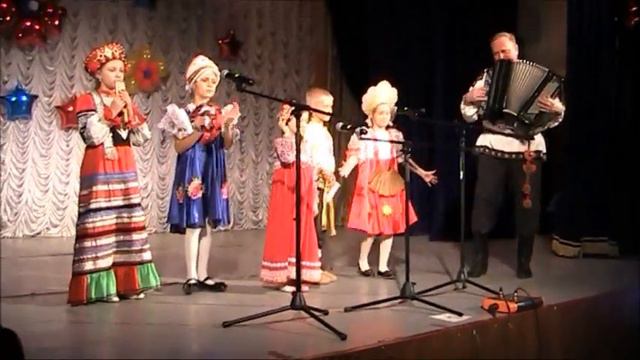 Ансамбль "Бубенчики" песня "Чибатуха" ДК Лунево смотреть онлайн