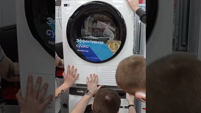 Установка стиральной и сушильной машины в колонку. Просто и компактно, отличное современное решение смотреть онлайн