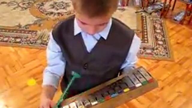 Партия металлофона к проигрышу песни "Прощание с дождём" Евтодьевой А. смотреть онлайн