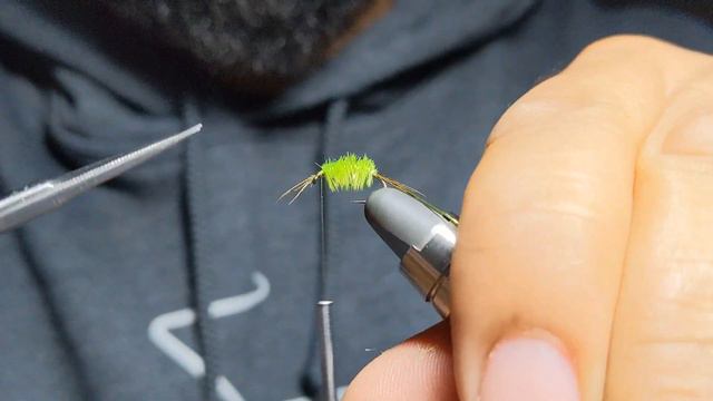 Chartreuse GLASS SCUD fly pattern смотреть онлайн