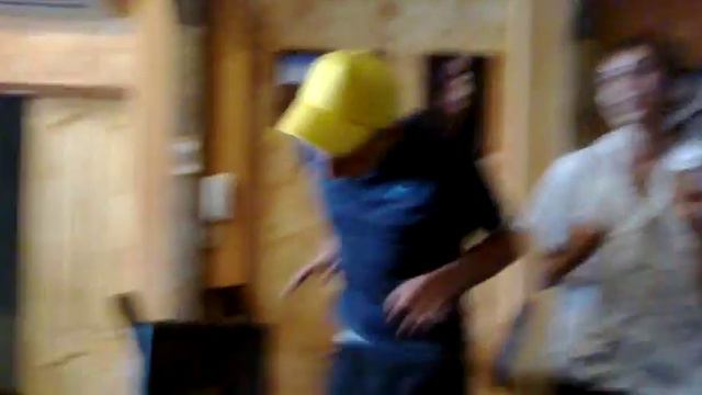 классно поёт под гитару смотреть онлайн