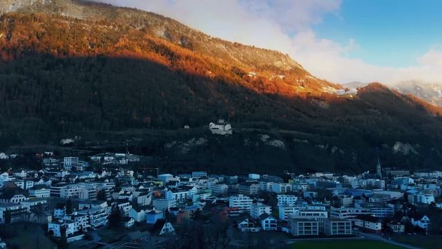 【4K】Drone RAW Footage | This is LIECHTENSTEIN 2020 | Vaduz | Schaan and More | UltraHD Stock Video смотреть онлайн