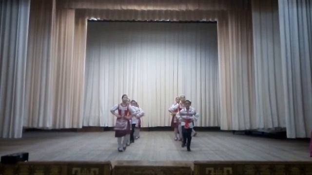 Белорусская полька. Хореографический ансамбль "Калинка". Руководитель Седая Елена Анатольевна. смотреть онлайн