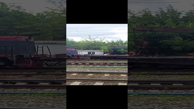 Тепловоз. ТГМ4-1954 и Кран. г. Клин.