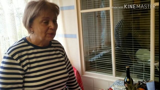 Мать и дочь не виделись 3 года. Жизнь в России . Мечтаете уехать в Америку? Часть 2 смотреть онлайн