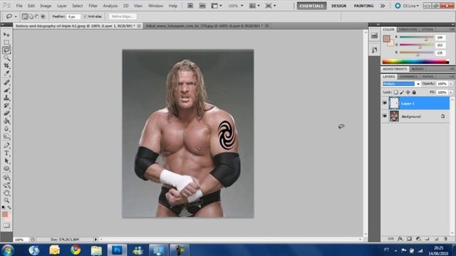 Photoshop CS5 tutorial - How to make a virtual tattoo Featuring: Triple H (HD) смотреть онлайн
