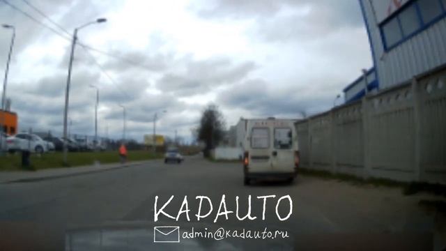 Отлетело колесо. Калининград. 19.04.22 Другой ракурс. смотреть онлайн