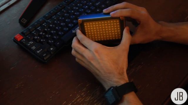 Портативный LED прожектор для камеры Ulanzi смотреть онлайн