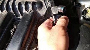 РЕНО КАПТЮР 2л. чистка дроссельной заслонки.