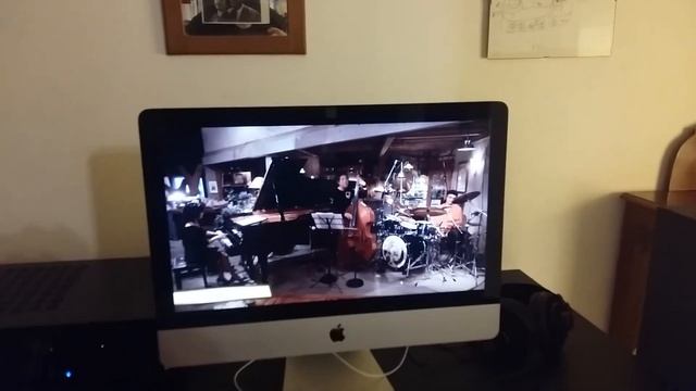 Onkyo A - 9010 + Elac Debut B6 смотреть онлайн