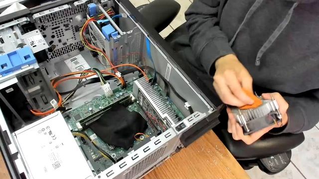 Instalar CPU i5-4460S en Dell Optiplex Actualizando Procesador смотреть онлайн