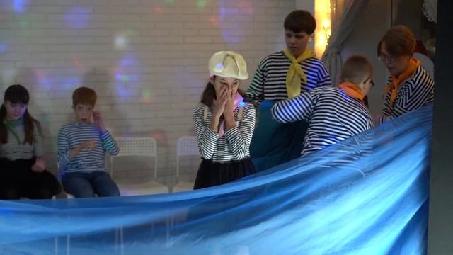 Улитка и кит// Спектакль "Дорогою добра" смотреть онлайн