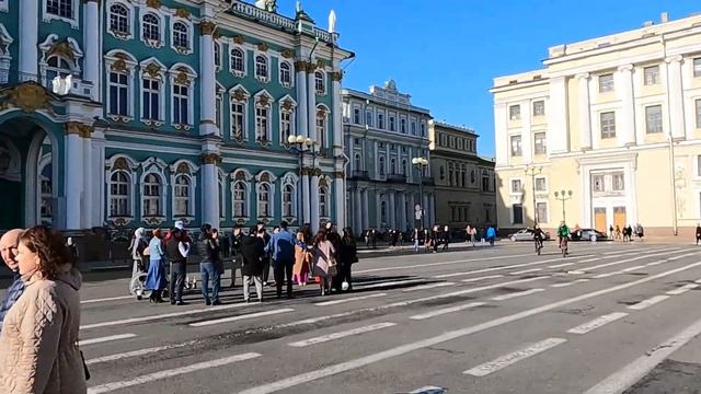 April 11. Coronavirus Saint Petersburg spring. The vibe of the downtown. GoPro Hero 9 head mount. смотреть онлайн