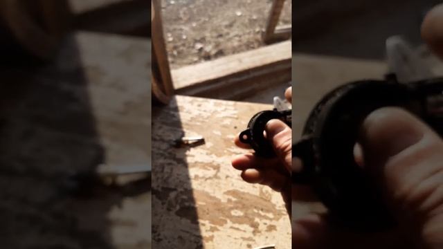 Ремонт и замена масляного насоса у Хускварны смотреть онлайн