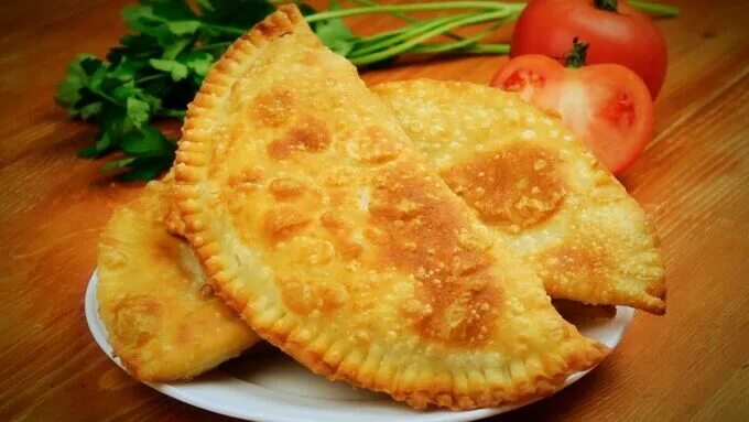 МУКА + ВОДА и МАСЛО// Никто не верит что я готовлю их ТАК просто / Чебуреки с Мясом #Ужин