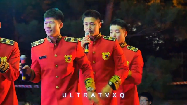 151031  Юн Хо на рок-фестивале в Янчжу D  от  Ultratvxq