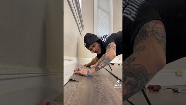 This Is How You Mark Your Cuts When Installing Laminate Flooring.