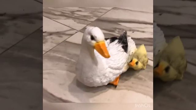 САДОВАЯ ФИГУРА УТКА С УТЕНКОМ Н-20СМ смотреть онлайн