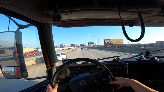 Philadelphia, Pennsylvania. POV driving. Volvo VNL 860 Globetrotter. смотреть онлайн