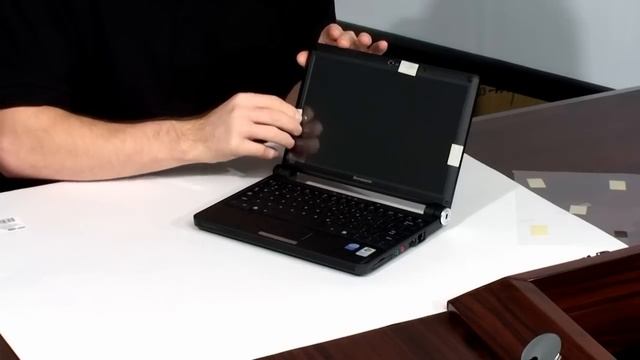 Lenovo Ideapad S10 Netbook Unboxing and Overview смотреть онлайн