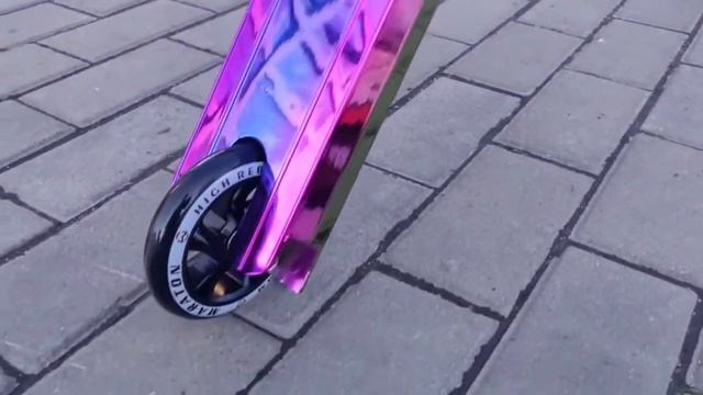 Трюковый самокат Maraton Nitro USA【2022】(NEOchrome) Хамелеон смотреть онлайн