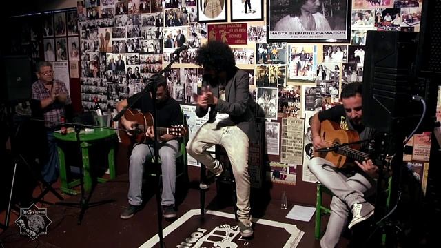 Osuna. Flamenco Rock con Manuel y Saul смотреть онлайн
