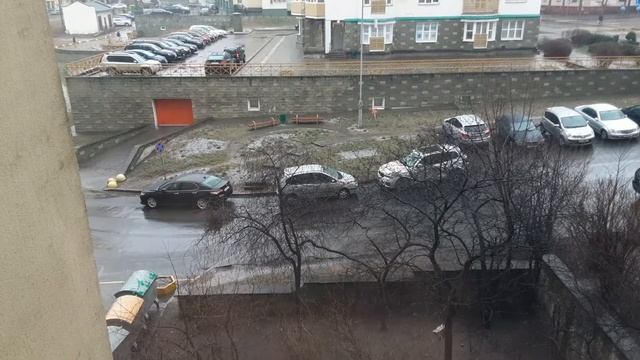 Бот Максим уронил камеру смотреть онлайн