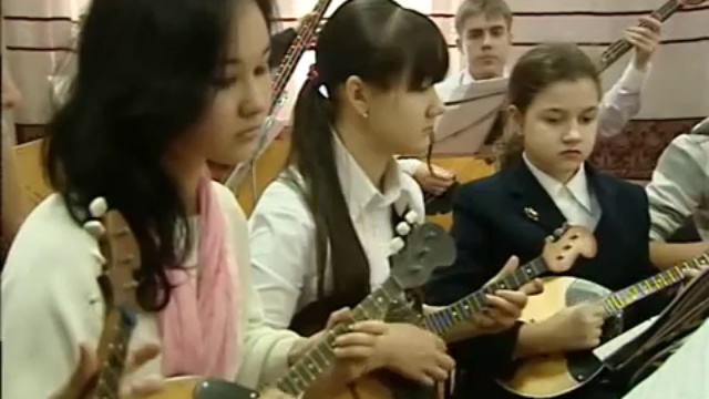 Е. Простомолотов. Оркестр 'РУССКИЕ УЗОРЫ' г. Алматы (4) 02.02.2012 г. смотреть онлайн